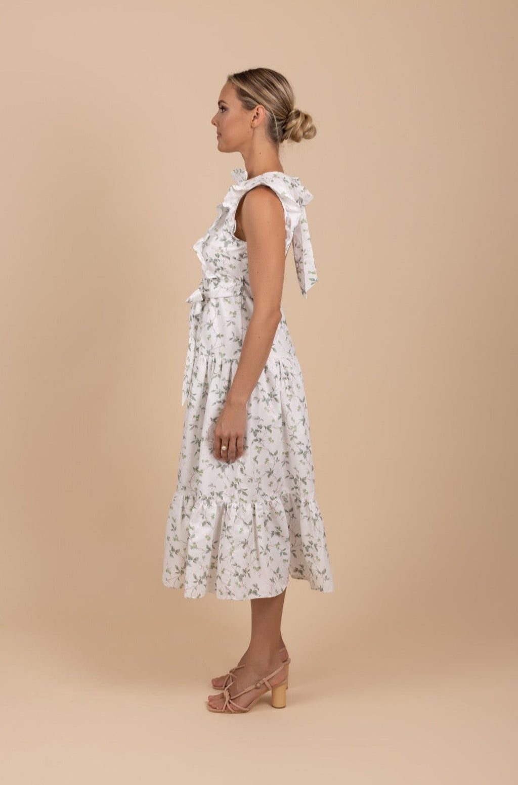 Tea in the Garden Dress Hire Townsville Anne Louise Boutique Dress